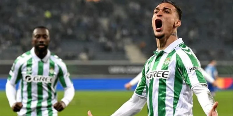 Phân tích lối chơi để soi kèo Real Betis vs Guimaraes thật chính xác